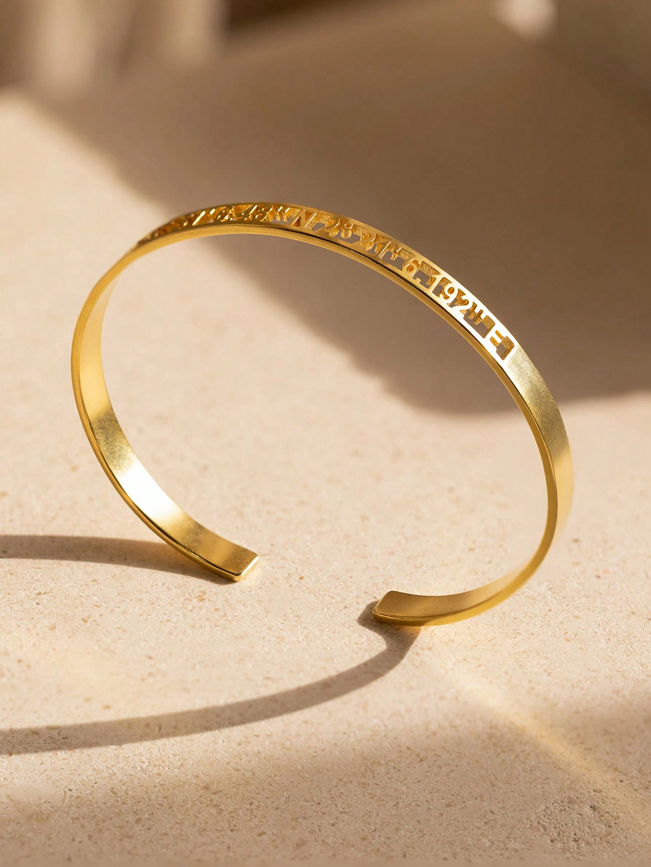Custom Date Coordinate Roman N - Cuff Bangle Bracelet ulasan dan harga