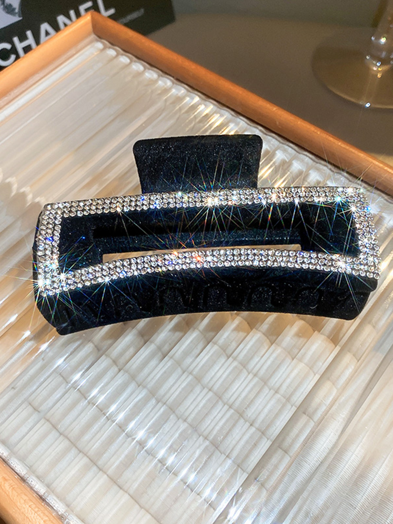 Flocking Rhinestone Blacke Hai - Shop Jewelry & Watches Near Me ulasan dan harga